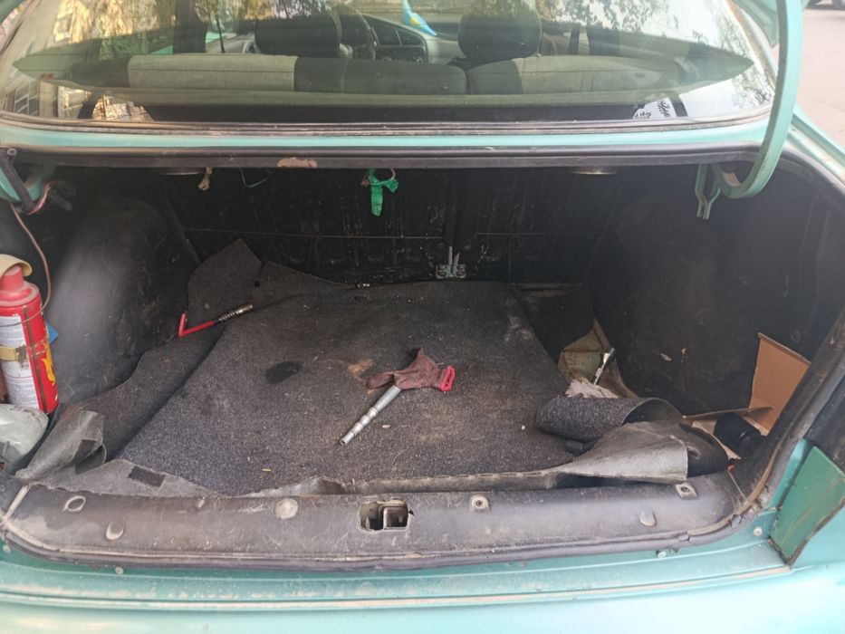 Daewoo Lanos SX.