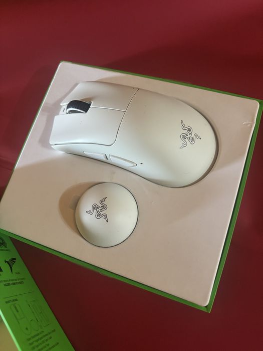 Razer DeathAdder V4 Pro (White Edition)