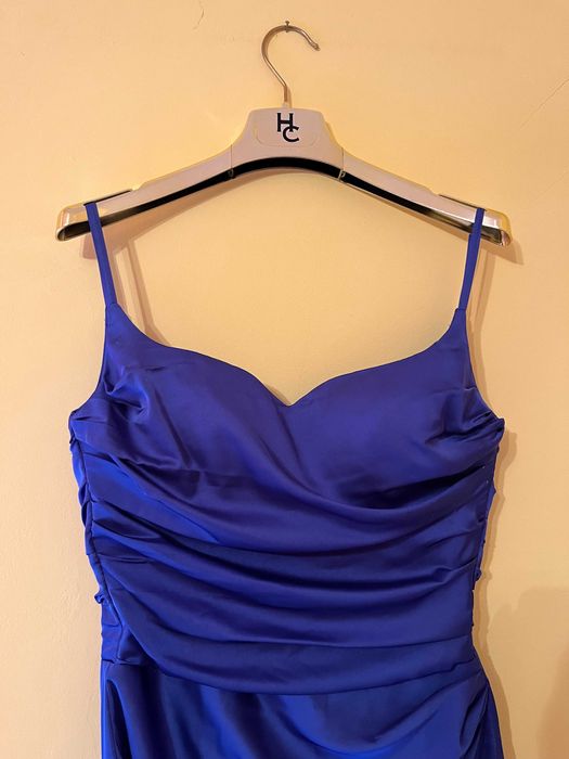 Дълга бална рокля