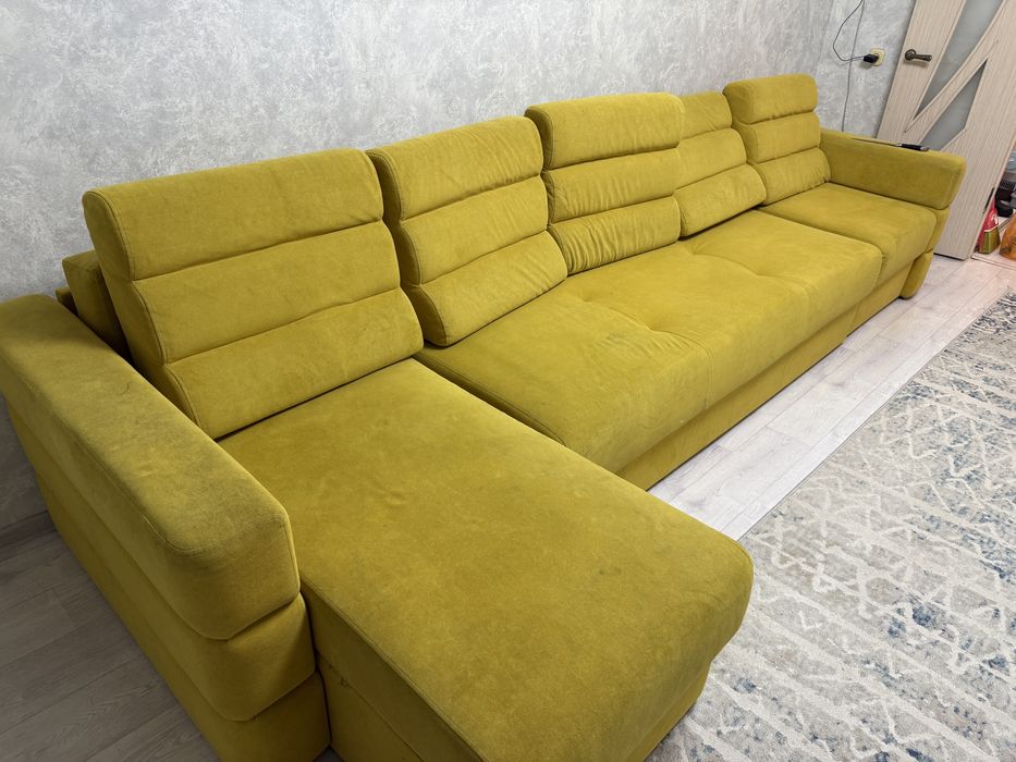 Продам Б/У диван. Есть торг