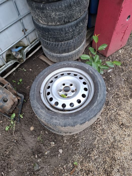 Jante cu cauciucuri 195 60 r16 C