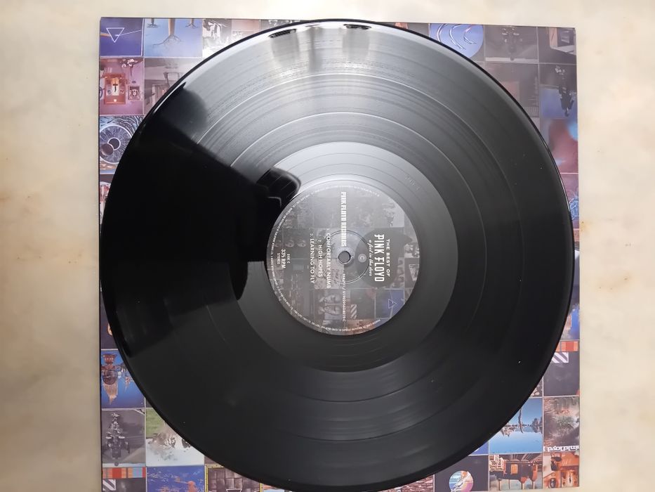 The Best of Pink Floyd - A foot  in the door. 2 LP
