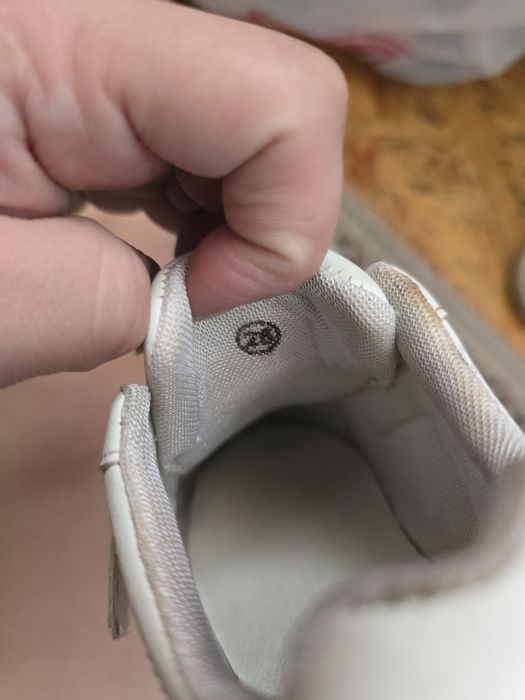 Детская обувь все за 2000