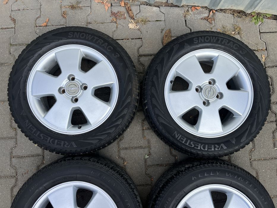 Jante aliaj 4x100mm, anvelope iarna 185/65 R15 Opel Astra Corsa Meriva