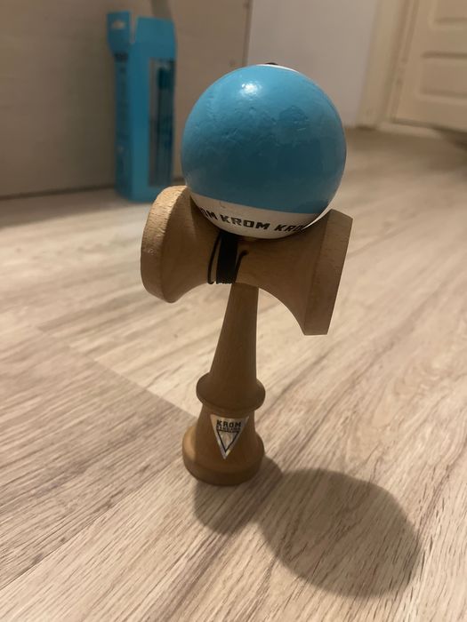 Kendama Krom Blue
