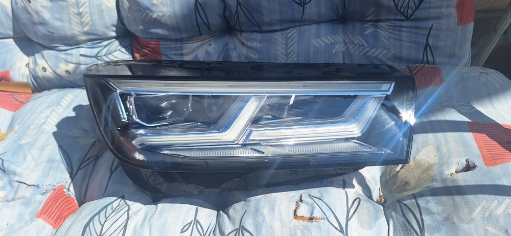 Far dreapta Audi Q5 led matrix