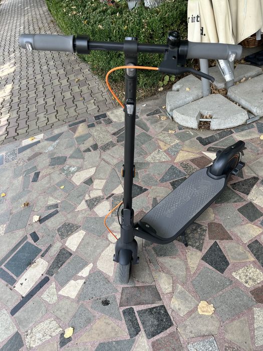 Vand trotineta electrica ninebot f65i