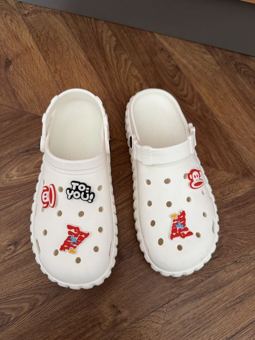 Резиновые тапочки для медработников