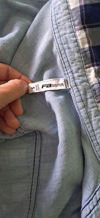 Camasa sport L, cu dublura.