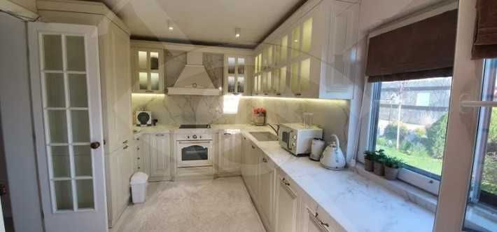 Продава се Къща в Пловдив, Беломорски - 220 кв.м за 2728 €/кв.м - Снимка #17