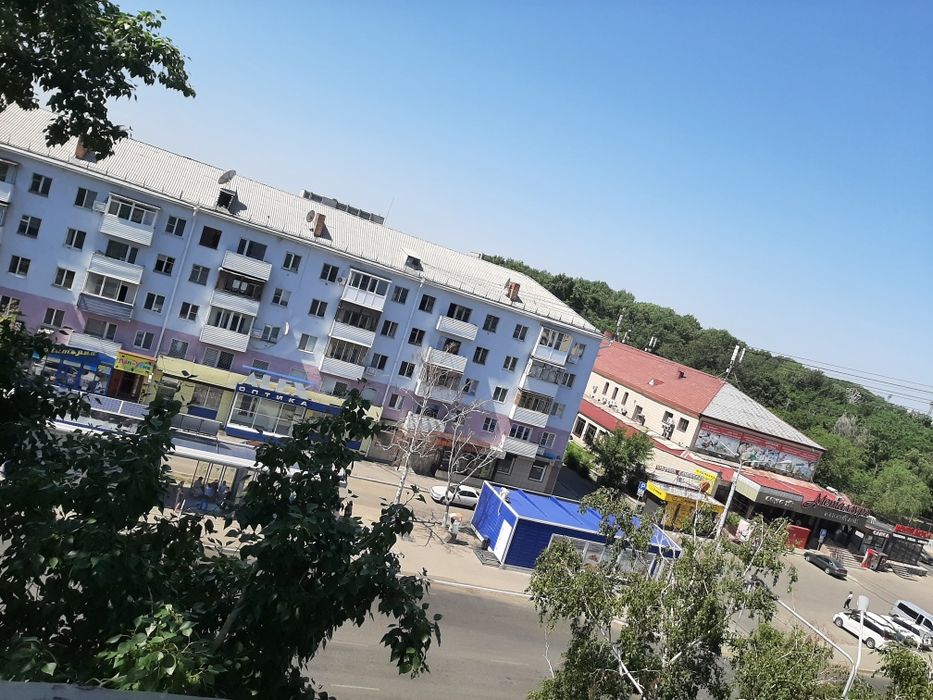 Продам 1,5 Пр. Назарбаева 48(сталинка)!