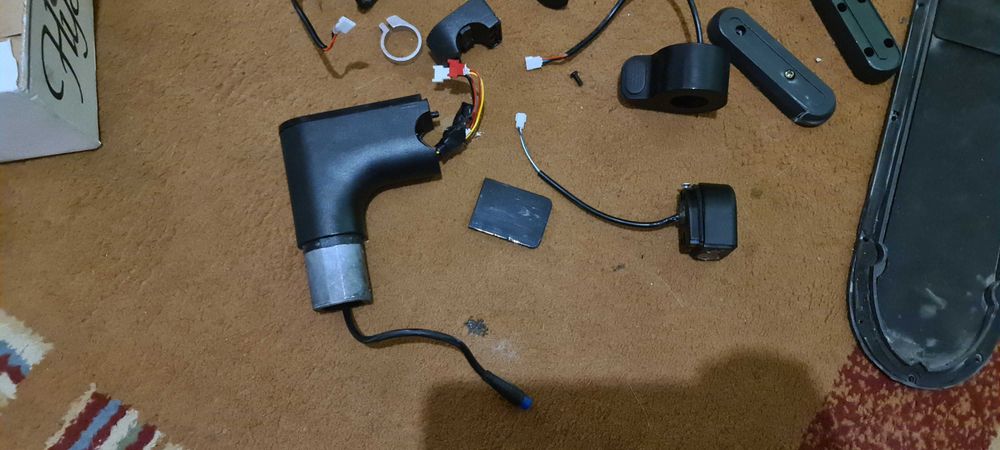 Останали части от тротинетка