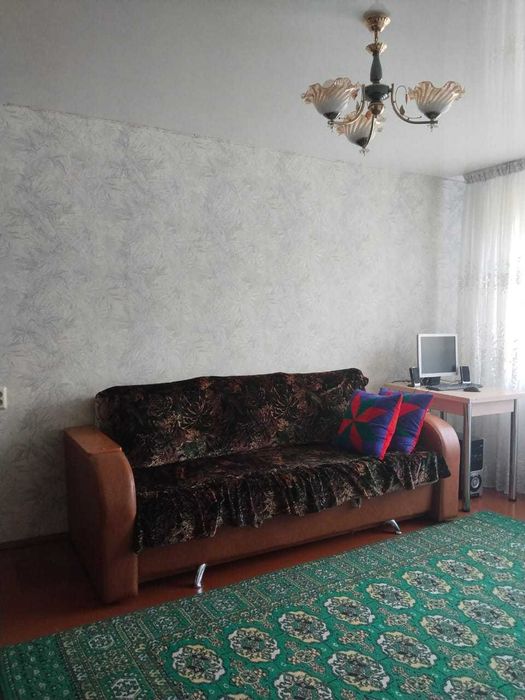 1 комнатная в р-не Уют