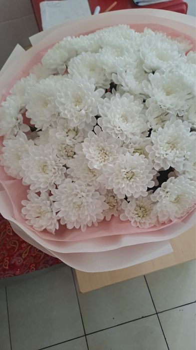 Әдемі арзан гүл бар