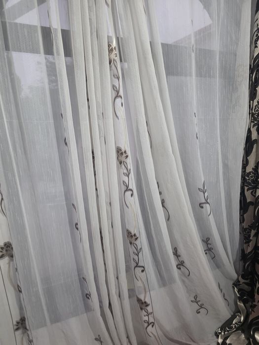Vând perdea și draperie