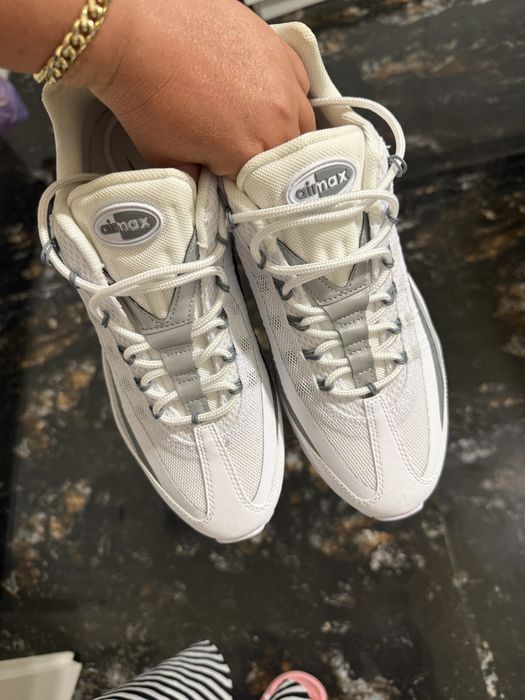 Adidasi Airmax model nou