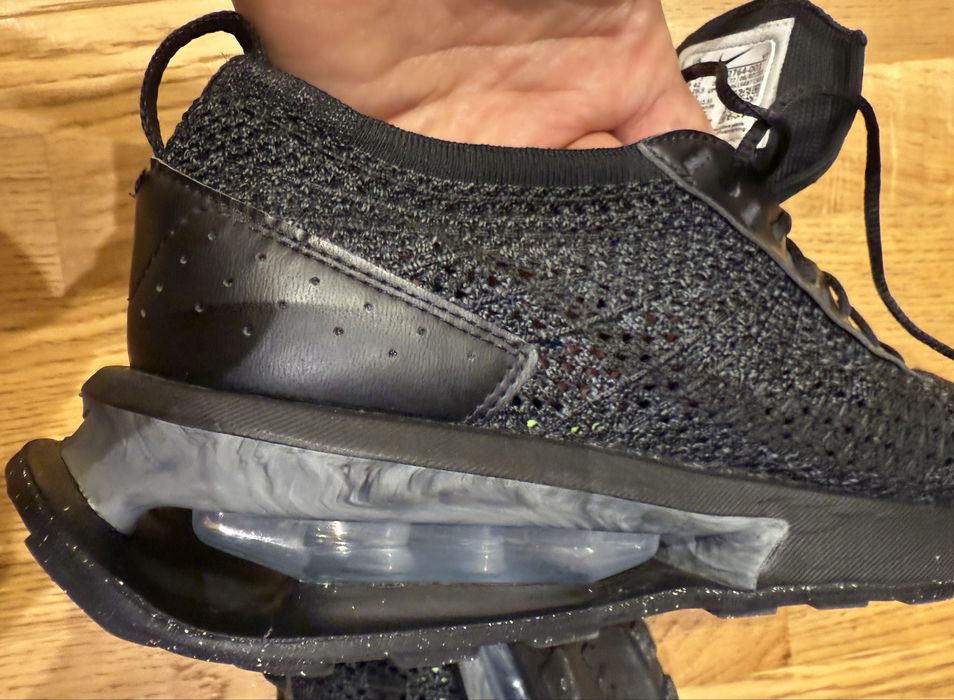 Nike AIR MAX FLYKNIT RACER размер 42 - 100% оригинал!!!