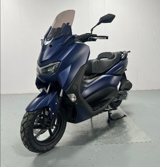 Продается скутер VMAX 150 куб. Имеется рассрочка