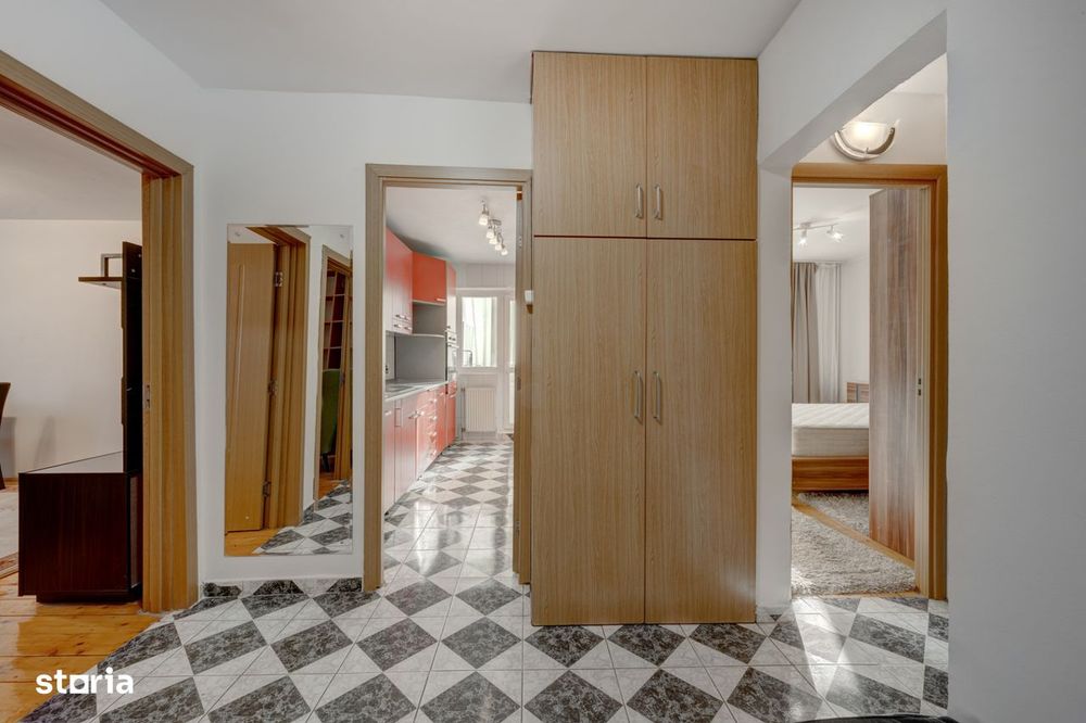 Apartament 4 camere cu centrala proprie, Dristor