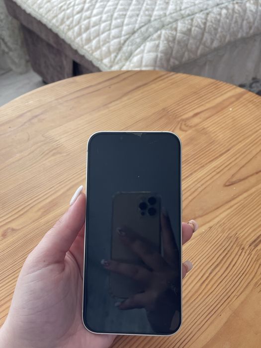 IPhone 13 белый 128 GB