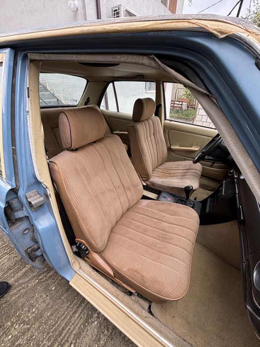 Салон от мерцедес 123