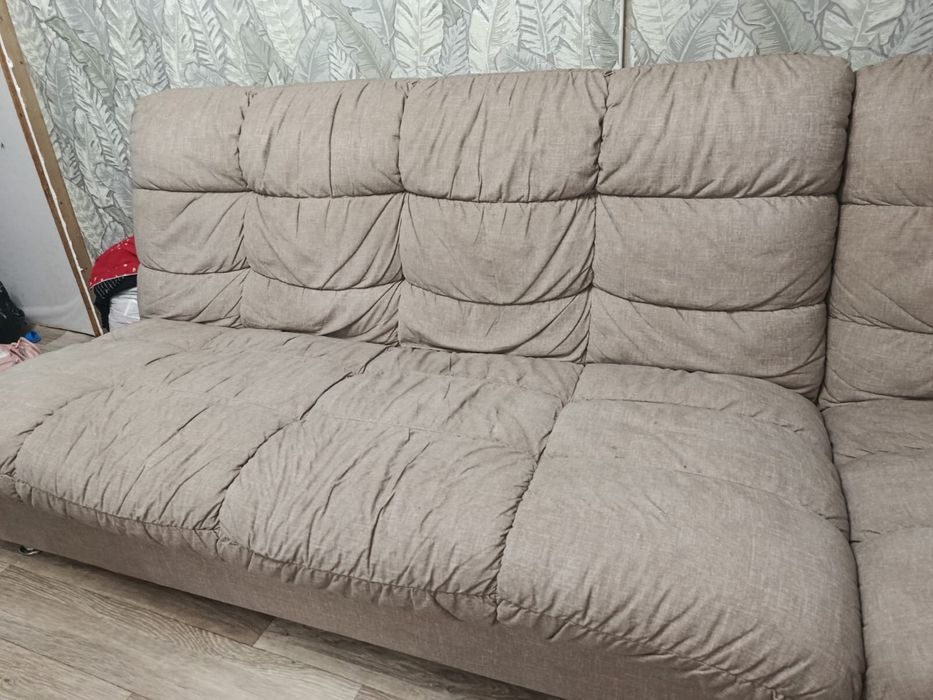 Диван кресло и пуфик