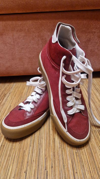 Продаются Кеды Rag & Bone (Раг & Бон) 


+3
Rag & Bone (Раг & Бон) — э