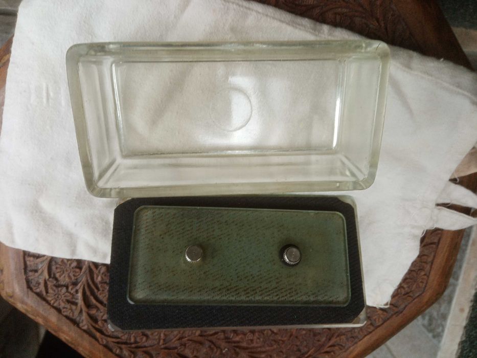 Антикварна стъкленица за стерилни материали. Ретро медицинско стъклено