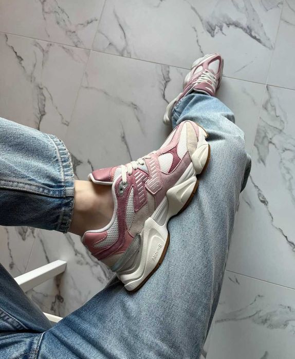 New Balance 9060 Rose Pink