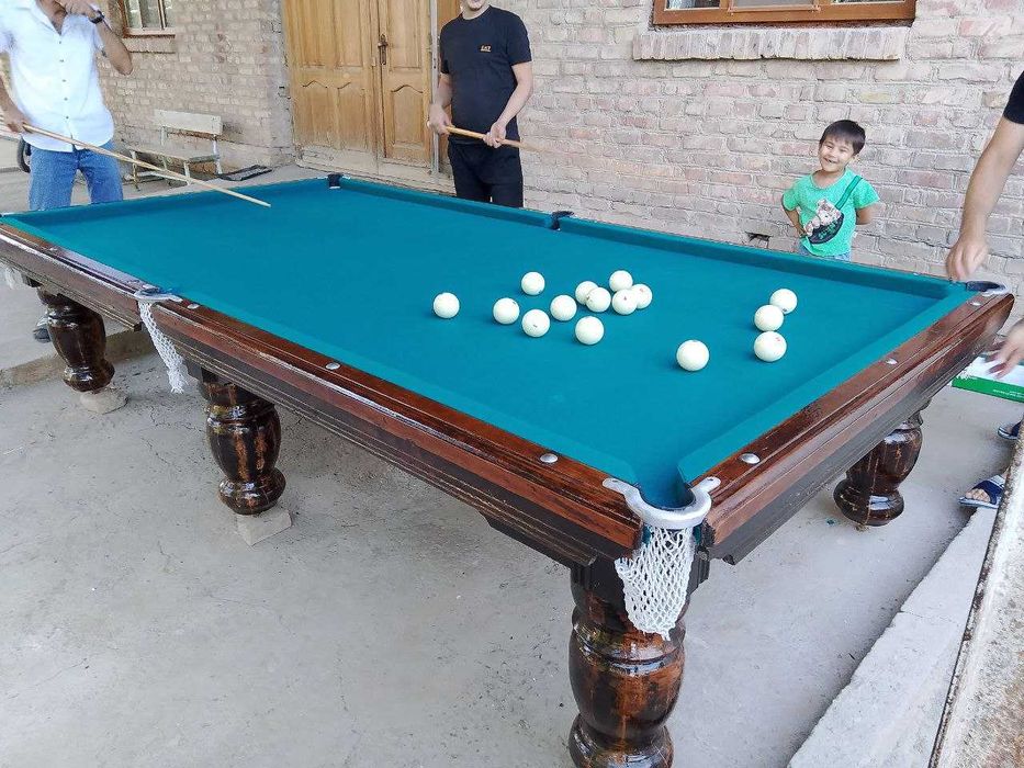 Бильярдный стол сотилади