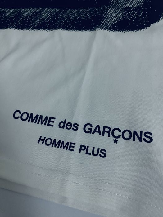 Футболка COMME des GARCONS