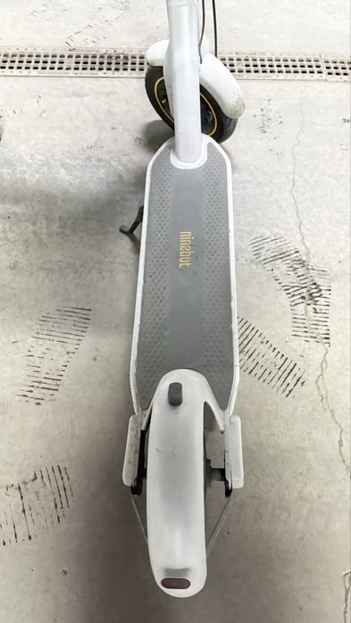 Продам электросамокат Ninebot kick scooter max