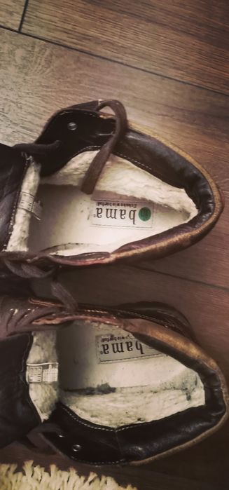 Ghete bărbați culoare maro.