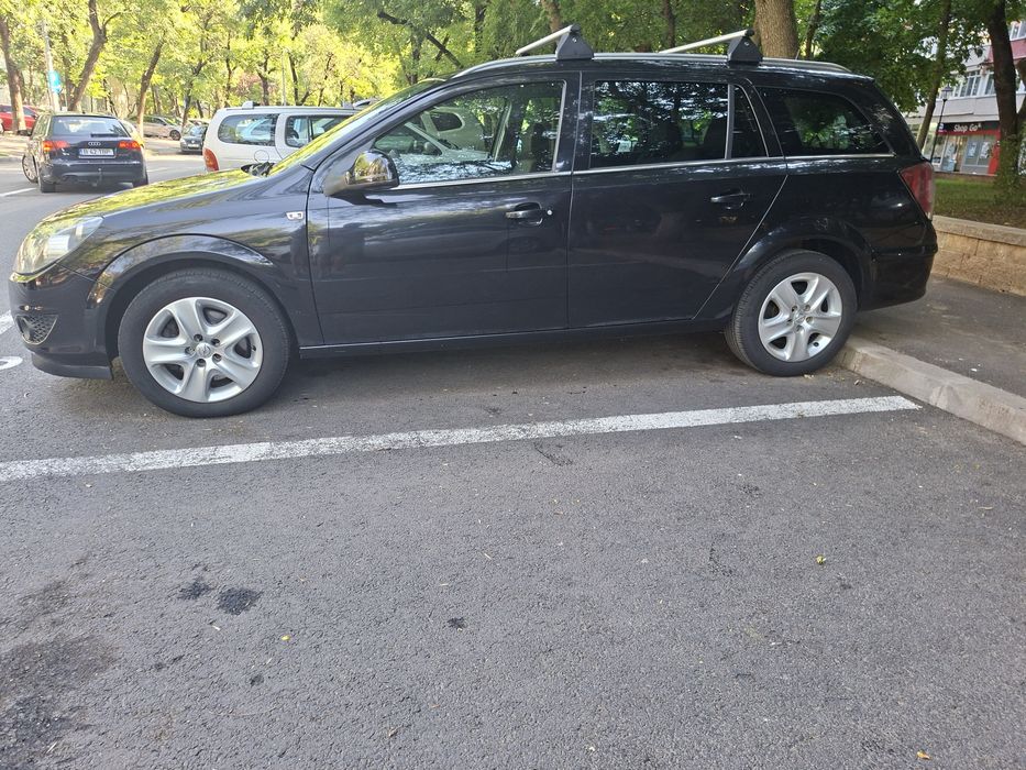 VIND Opel Astra H 2011