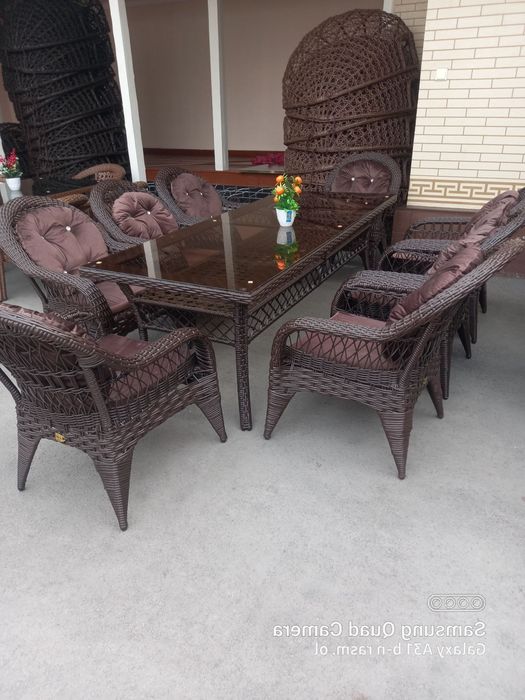 Optim arzon narxlarda sifatli ratan stol sutularini tafsiya etamiz