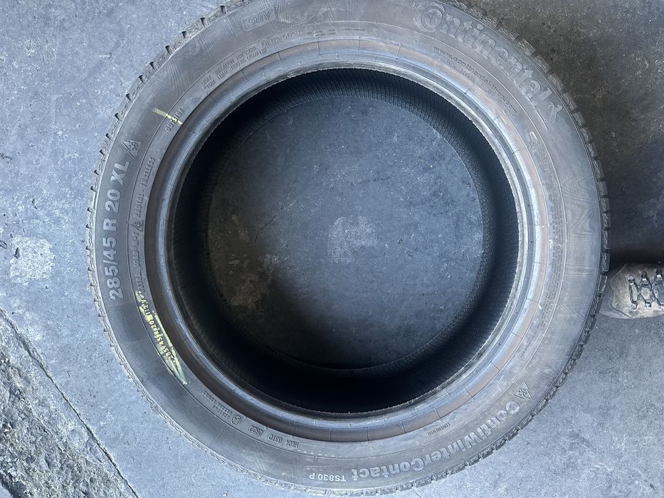 285/45/20 continental  M+S