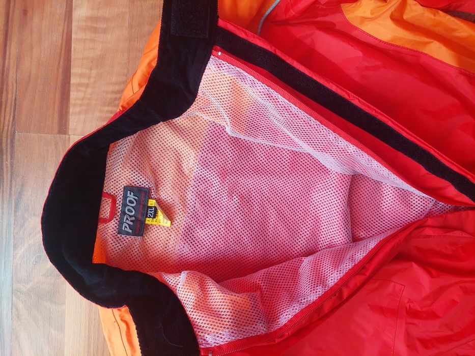 Combinezon dintr-o bucata,costum de ploaie ,marime 2xl