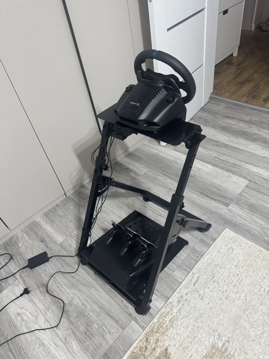 Volan Logitech G29 + schimbator + suport complet