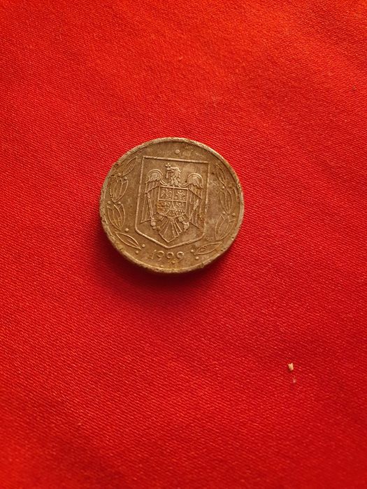 Vând moneda 500 LEI 1999