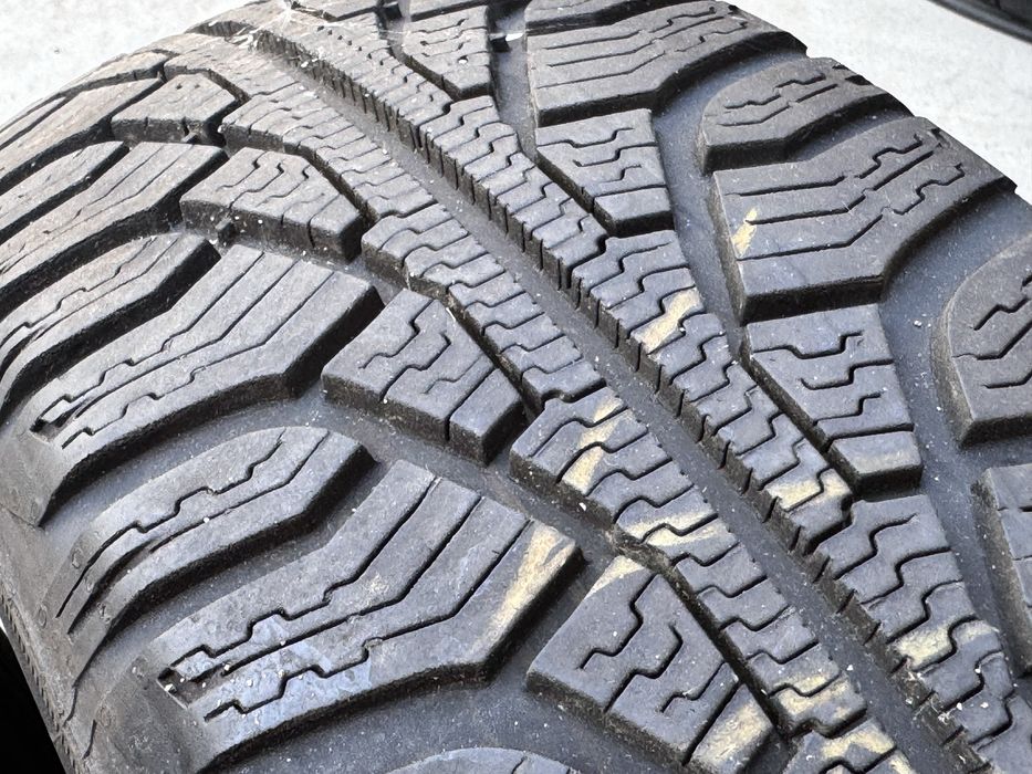 185/65/R15 Uniroual MS plus 2бр зимни