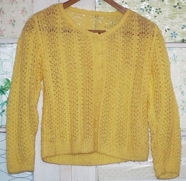 Продавам плетена дамска блуза