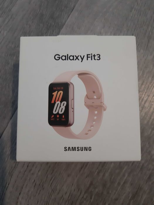 Смарт часы Samsung Galaxy Fit3 новые