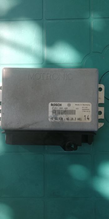 Части за Сааб 900 2.0 131к.с