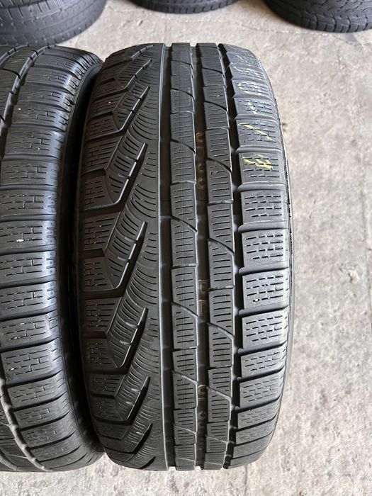 4 anvelope iarna 235/50/19 , pirelli , 5.9 mm