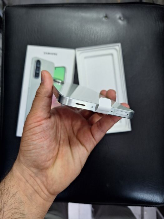 Samsung a56 8/256 Yangi telefon