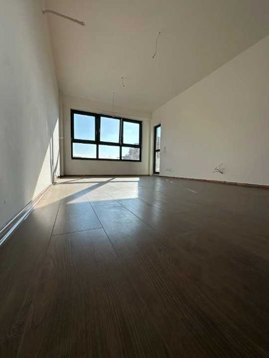 Продава се Четиристаен апартамент в Пловдив, Център - 92 кв.м за 900 €/кв.м - Снимка #4