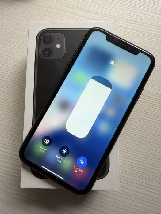 Продам iPhone 11 64 GB Black