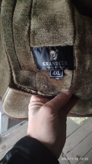 Дубленка короткая новая