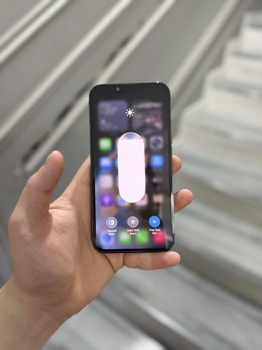 Продам Айфон 13 Про