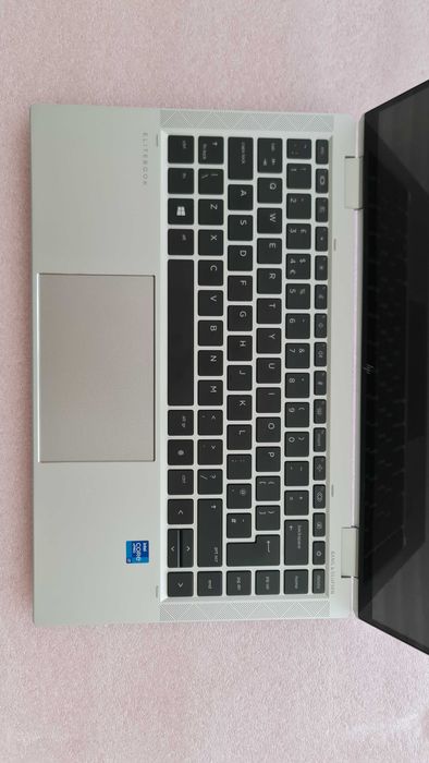 HP EliteBook 1040 G8 14" X360, I7 11th Gen 32GB RAM 512GB SSD